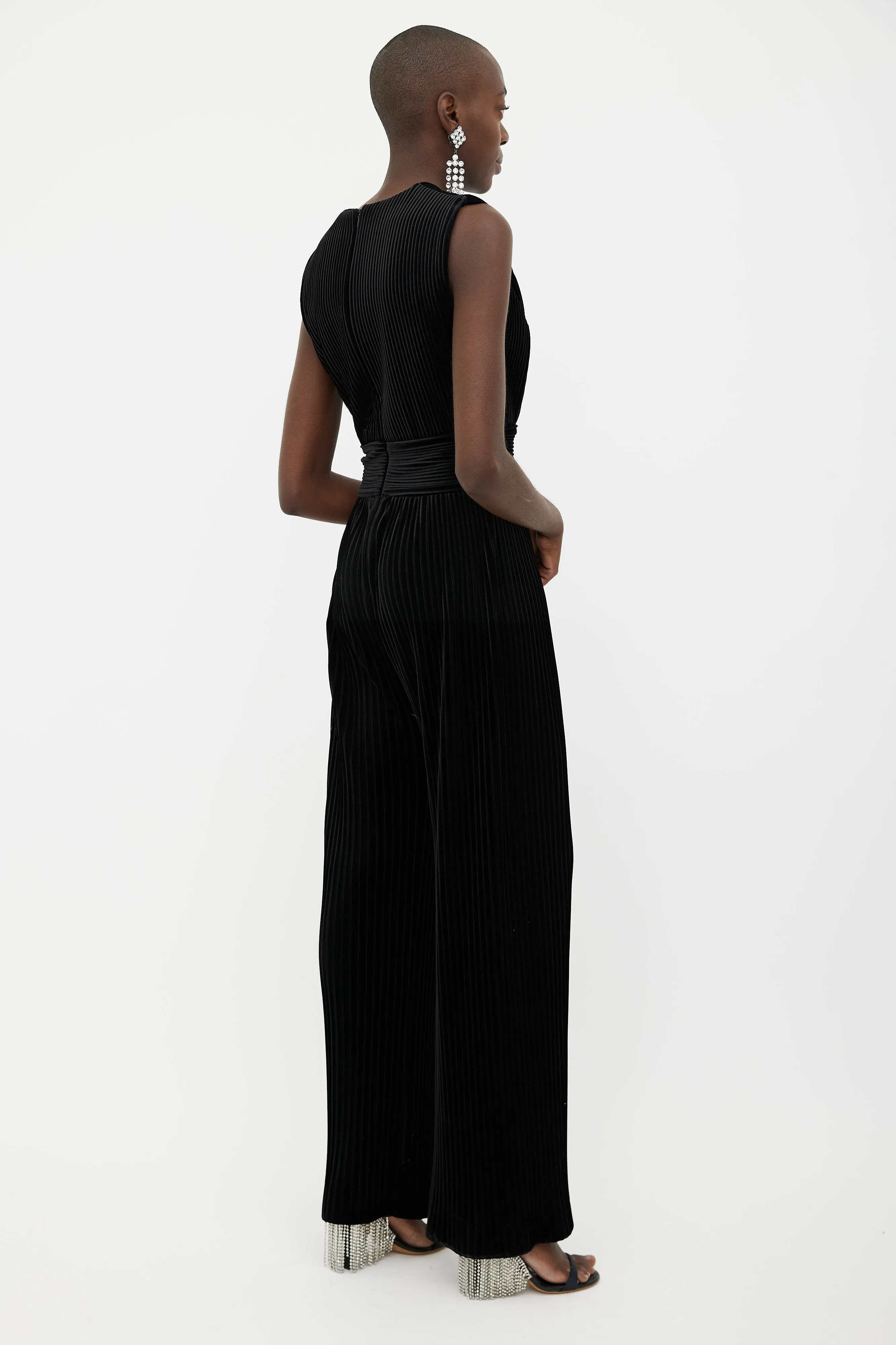 Black Pleated Velvet Sleeveless Jumpsuit